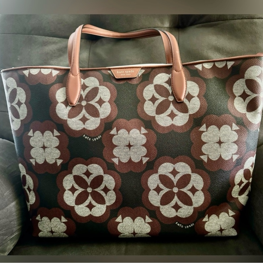 Kate Spade X-large Monogram Tote
